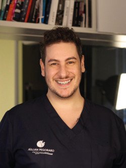 Esp. Jullian Pegoraro CRO/RS 22427